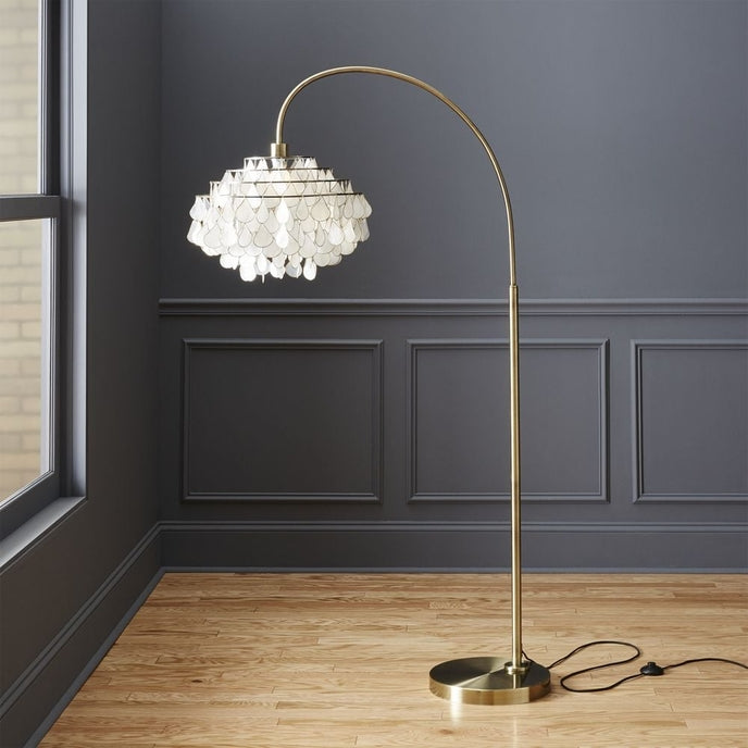 Retro Scandinavian Light Luxury Shell Floor Lamp